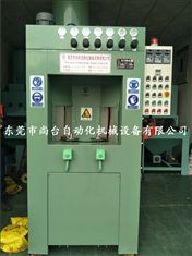 漁具專用轉(zhuǎn)盤式自動噴砂機(jī)